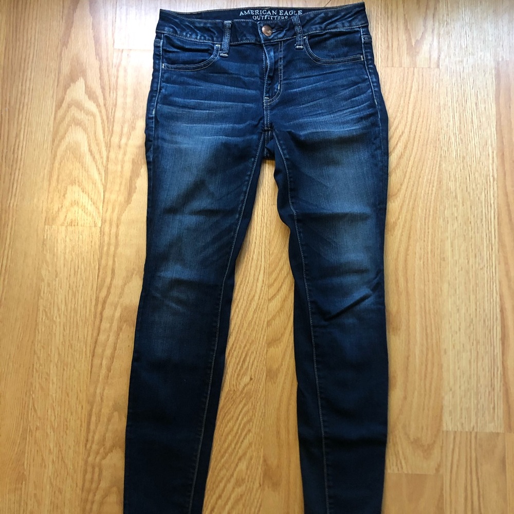 Low-rise AEO Skinny Jeans